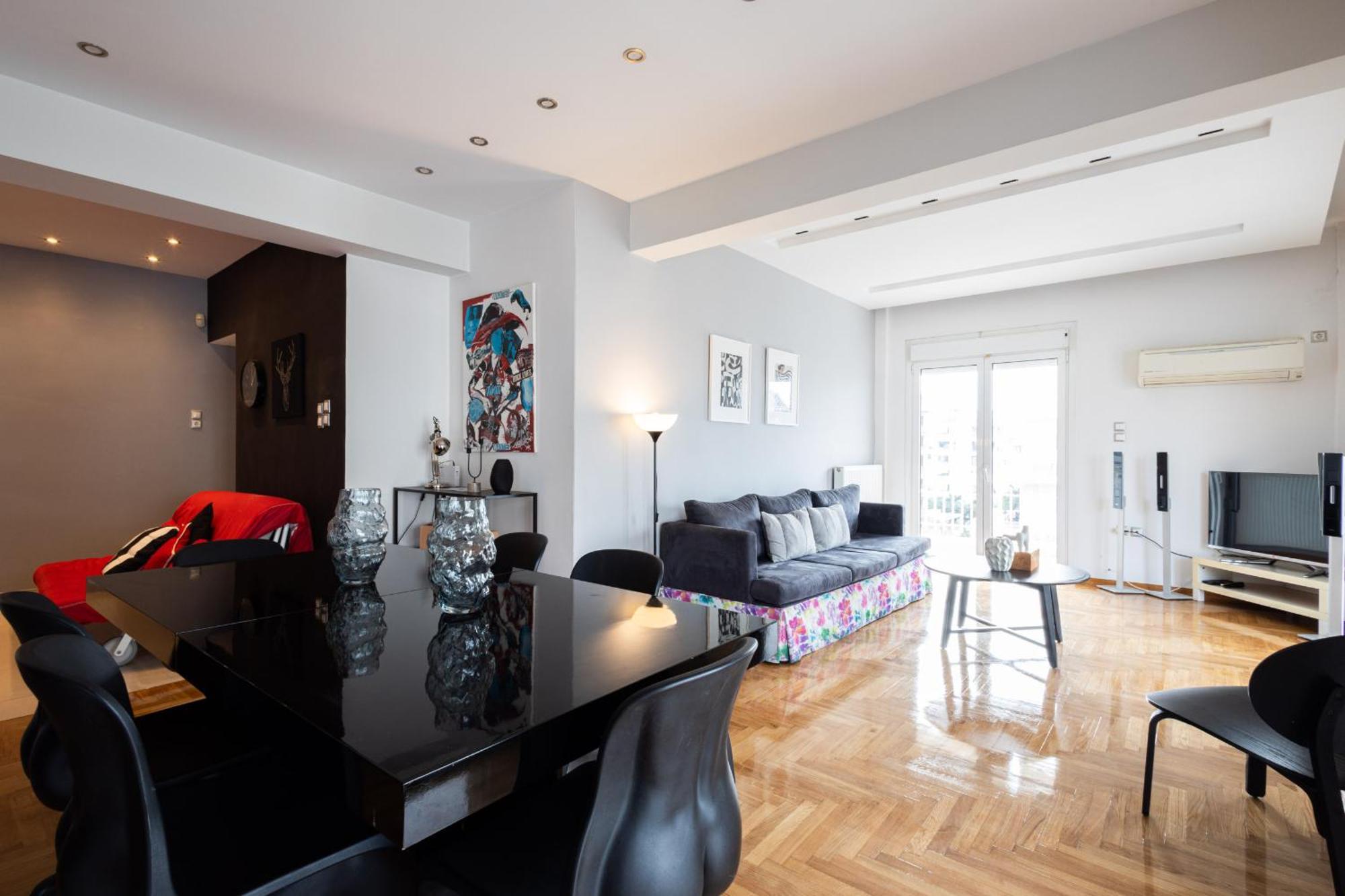 A Luxury & Comfortable Apt In Атина Екстериор снимка