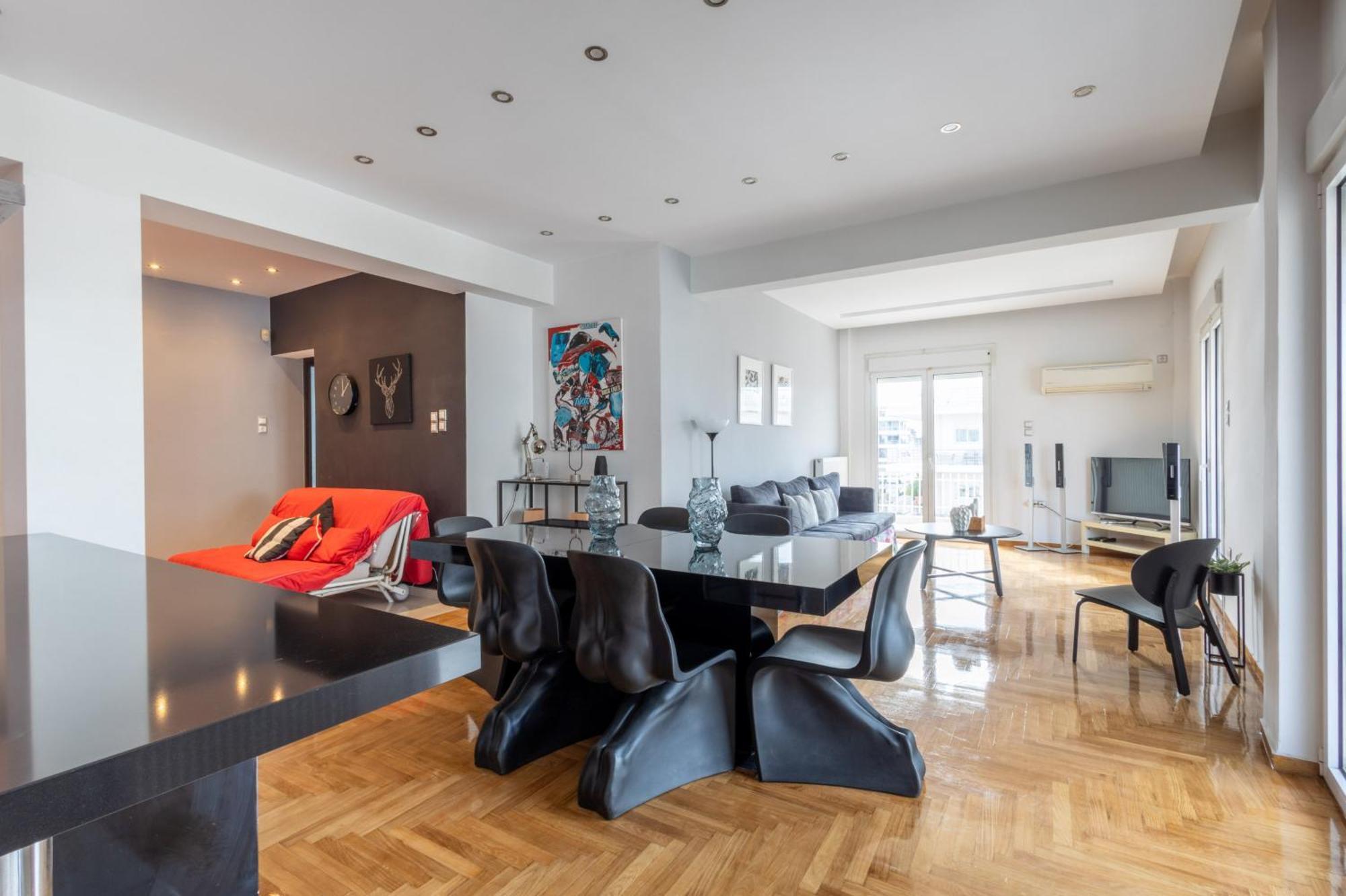 A Luxury & Comfortable Apt In Атина Екстериор снимка