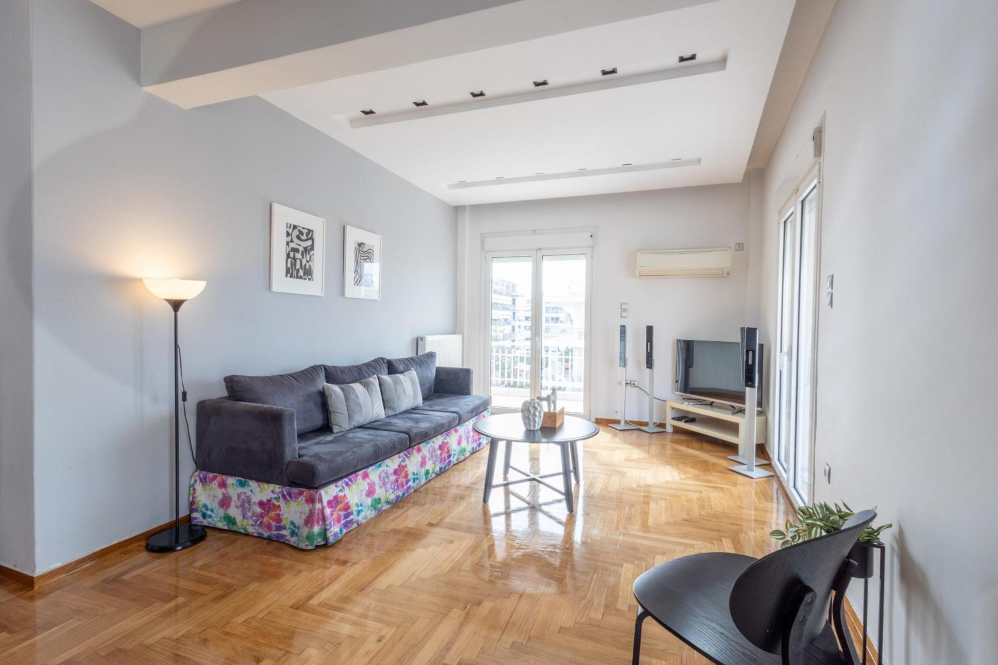 A Luxury & Comfortable Apt In Атина Екстериор снимка